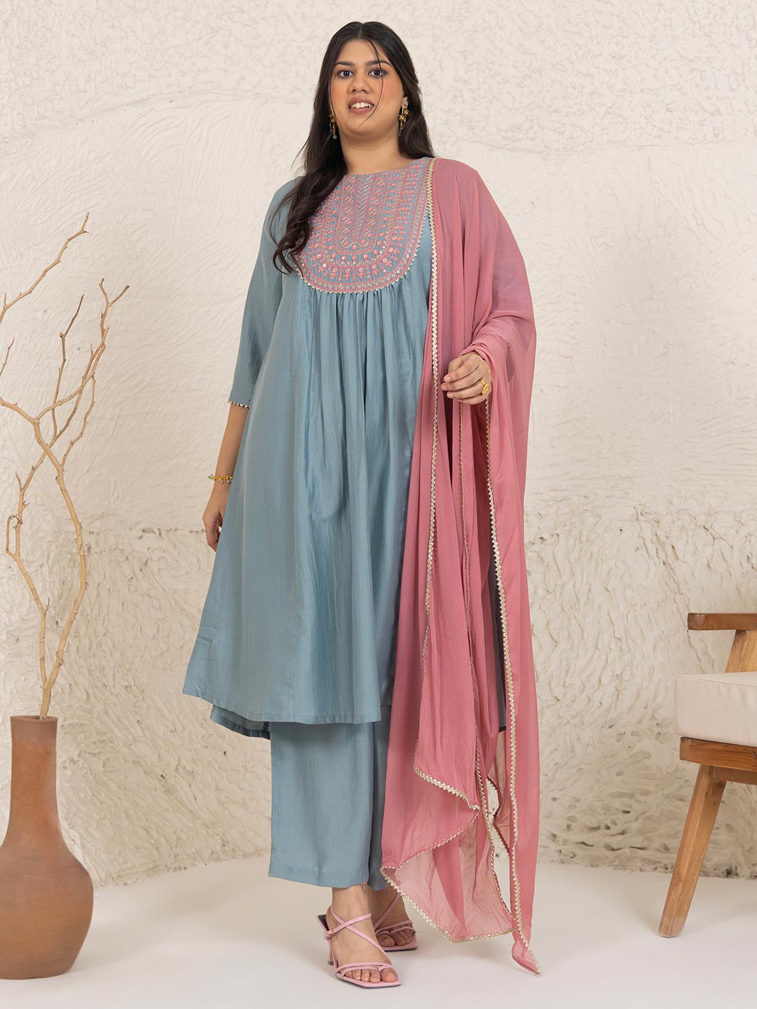 Light Blue Chinnon Yoke Embroidery Panelled Kurta Set 